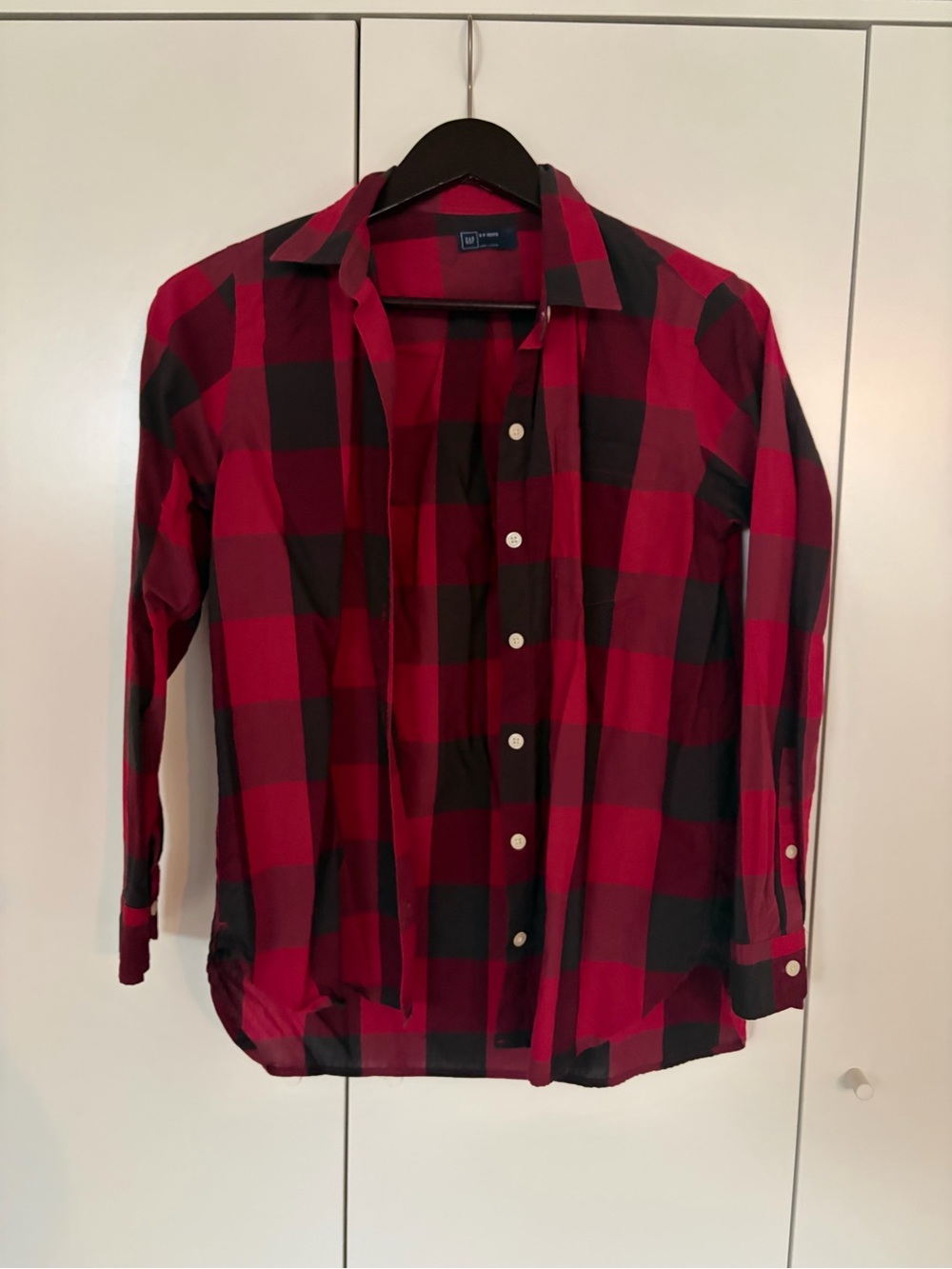 Gap Buffalo Plaid Lightweight Button Down